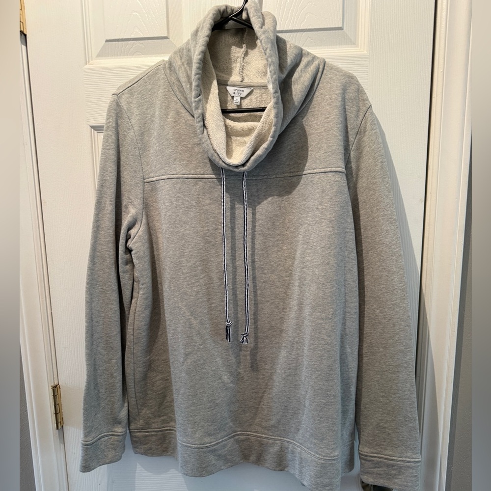 Crown and Ivy Cowl Neck Sweatshirt size XL Gray